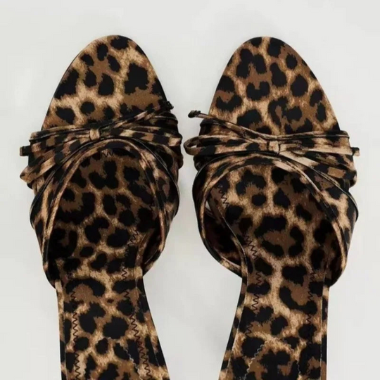 Satin-Sandalen mit Absätzen für Damen | Bogen Einzelheiten