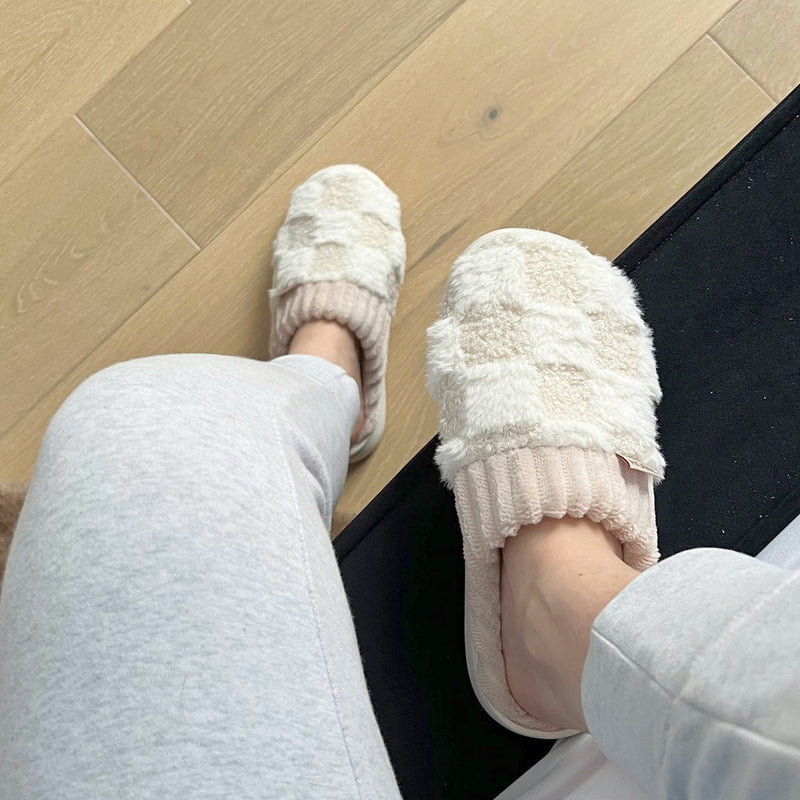 Flauschige Karierte Hausschuhe für Damen | Gemütliche mit Geripptem Bündchen