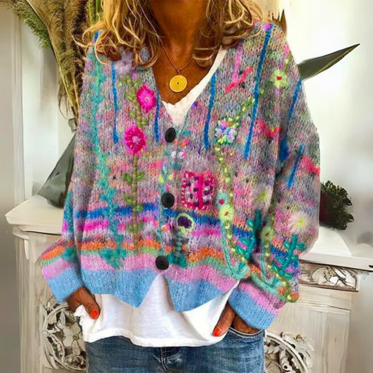 Damen Strickjacke mit Knöpfen und Blumenmuster | Gestrickt