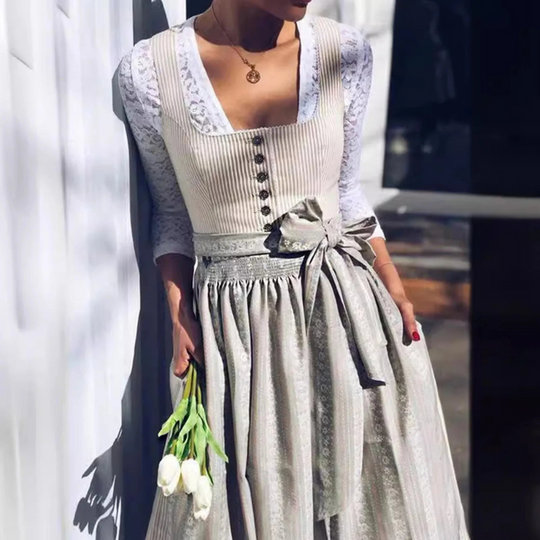 Klassisches Dirndlkleid für Damen | Oktoberfest