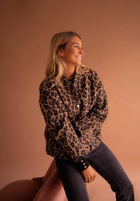 Button-Up Oberbekleidung für Damen | Jacke mit Leopardenmuster