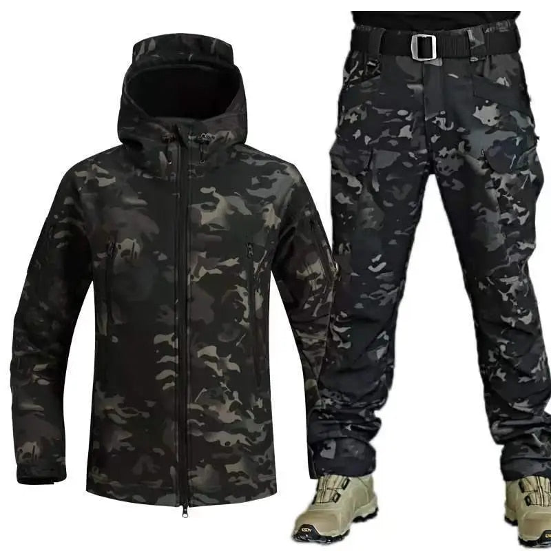 Zweiteiliger Herren Winteranzug Set | Softshell Jacke mit Hose