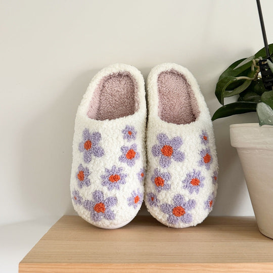 Flauschige Bestickte Blumen-Hausschuhe für Damen | Geschlossene