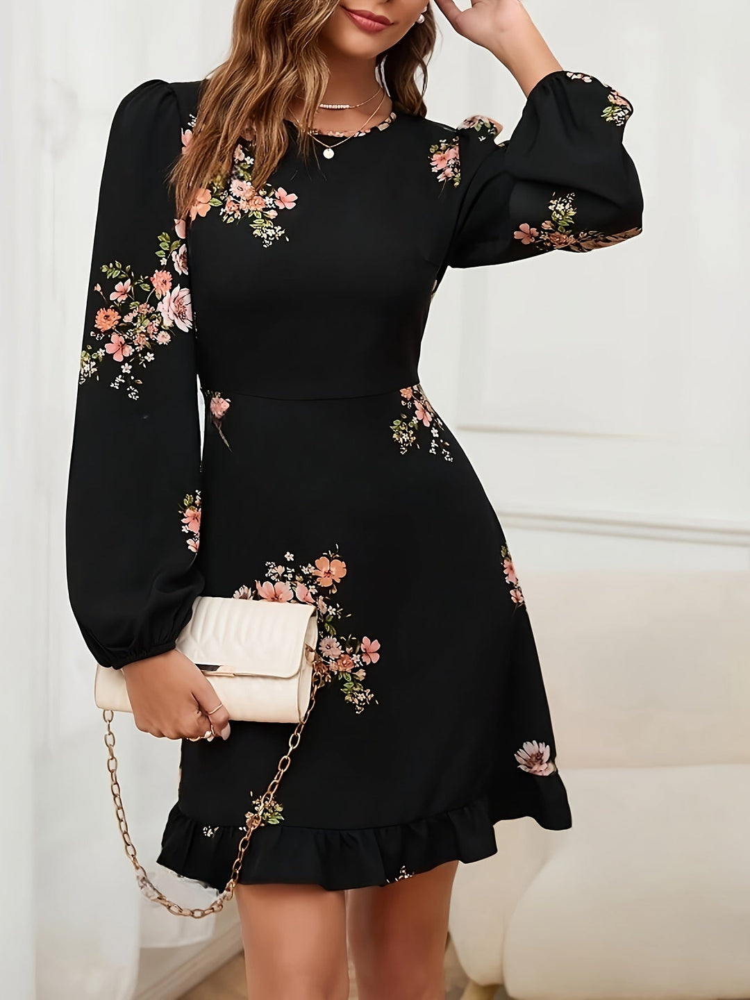 Florales Kleid mit Puffärmeln für Damen | Mini