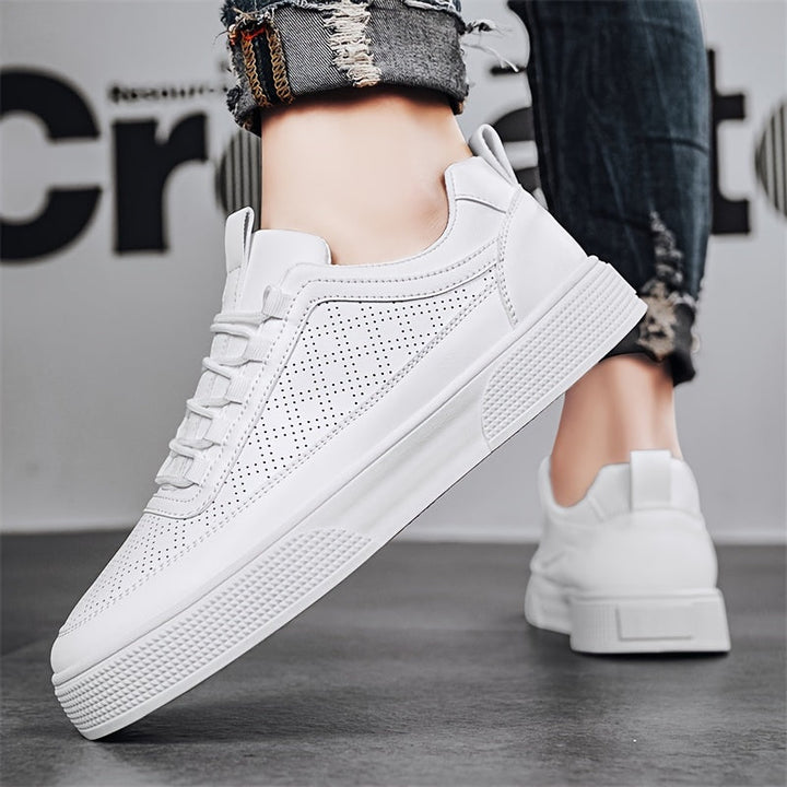 Męskie białe sneakersy | perforowane buty casual