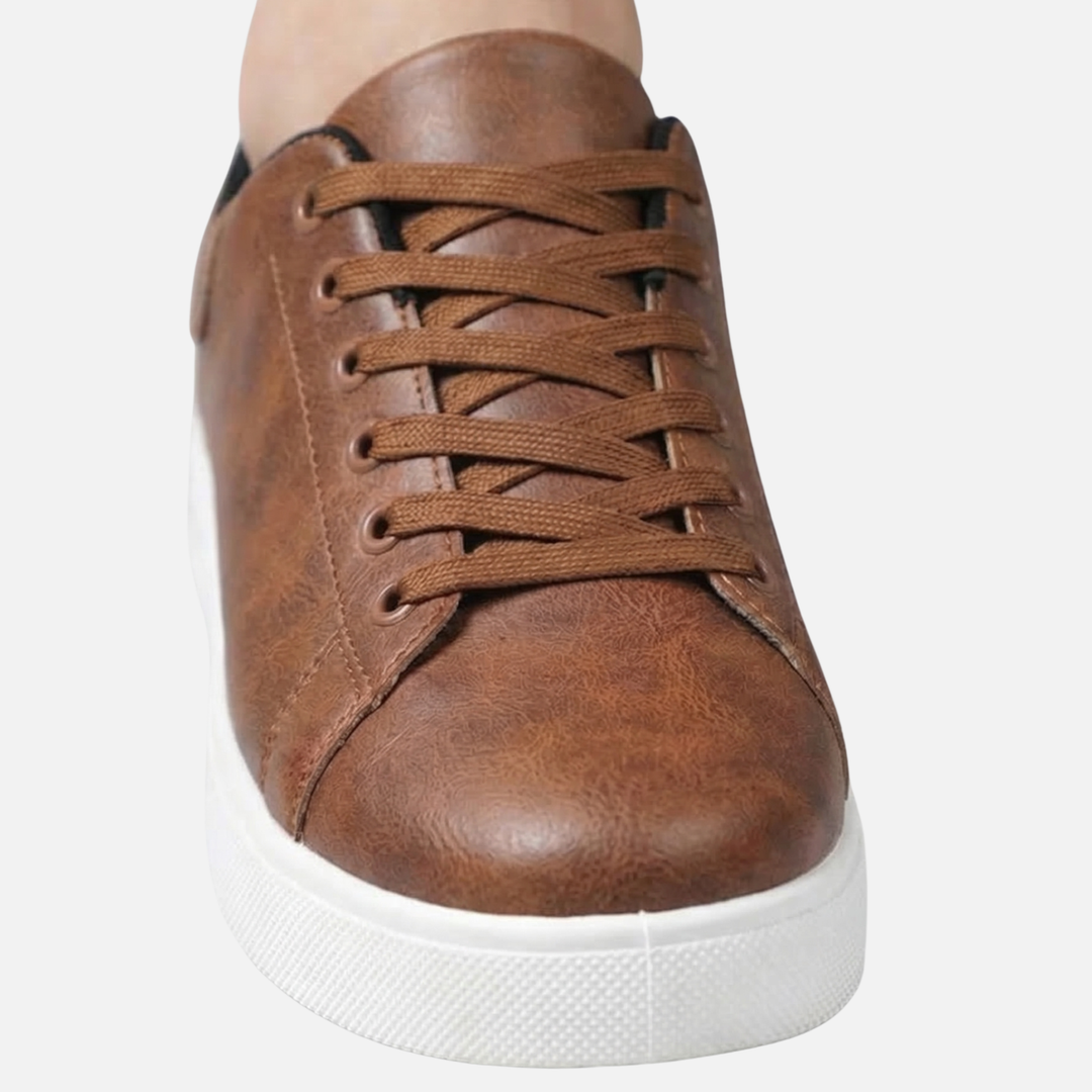 Atmungsaktive Synthetik Freizeit schmale Sneaker mit Perforation für Herren