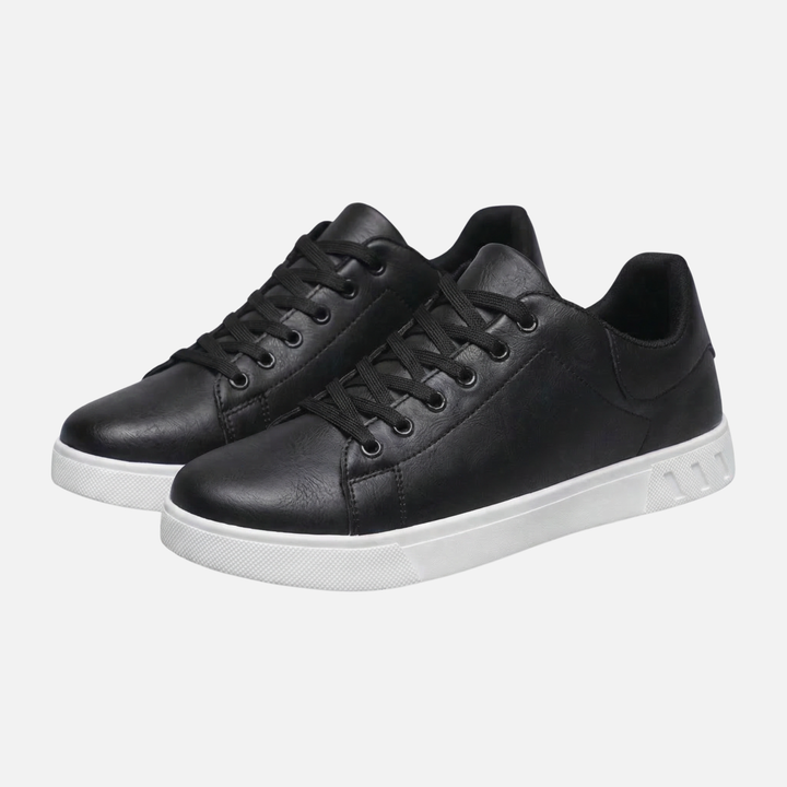 Oddychające syntetyczne wąskie sneakersy rekreacyjne z perforacją dla mężczyzn