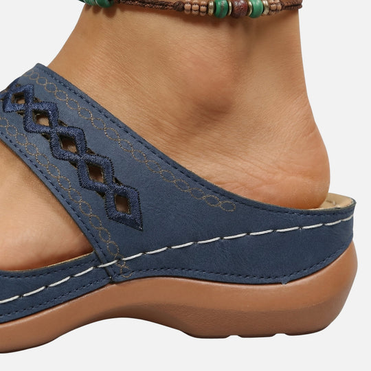 Bequeme Sommer Pantoletten mit Lochmuster für Damen