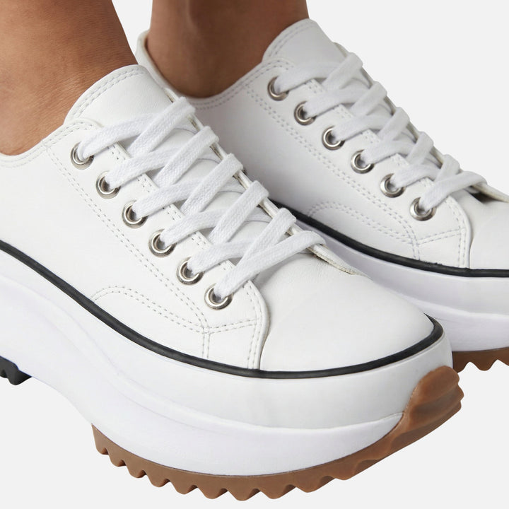 Sneakersy z płótna na platformie z falistą podeszwą dla kobiet