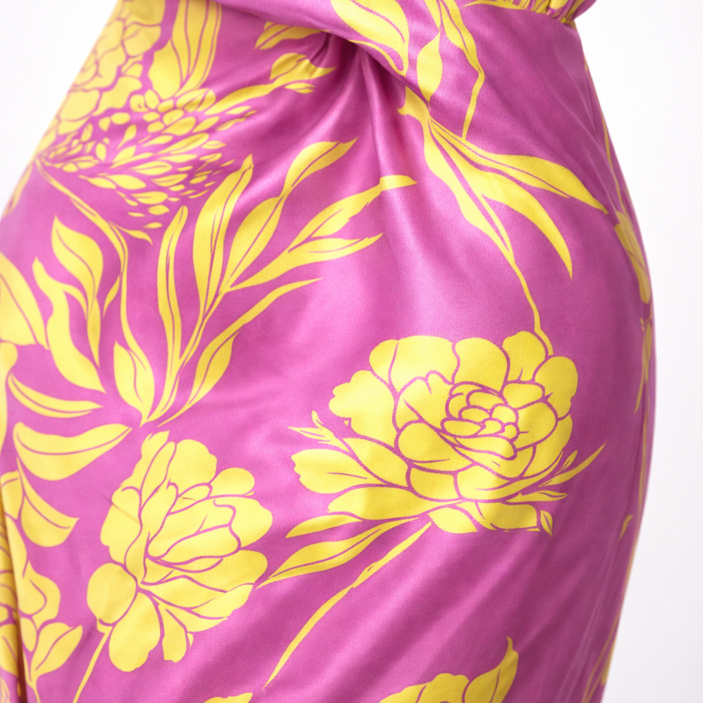 Damen Maxikleid mit Blumenmuster einer Schulter und Seitenschlitz