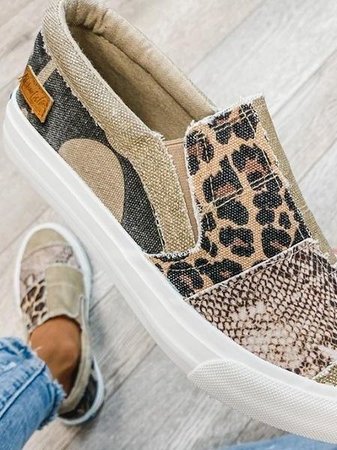 Damenschuhe mit Tiermuster aus Segeltuch | Slip-on