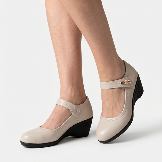 Schicke_und_bequeme_Mary_Jane_Keilpumps_f_r_Damen_4