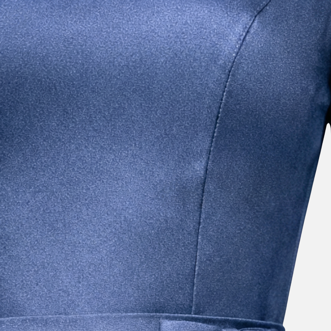 Frauen Langärmliges Drapiertes Maxi-Kleid mit Ausgestelltem Saum