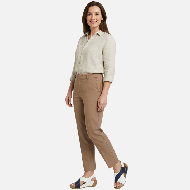 Gepolsterte Sandalen mit Fersenriemen für Damen