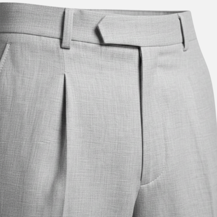 Herren Anzug mit Nadelstreifen und Faltenhose