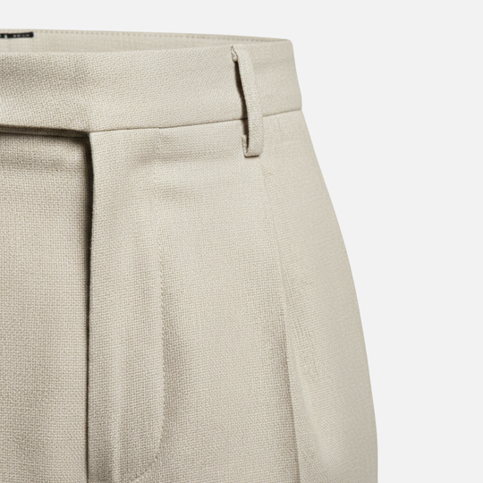 Herren Anzug mit Nadelstreifen und Faltenhose