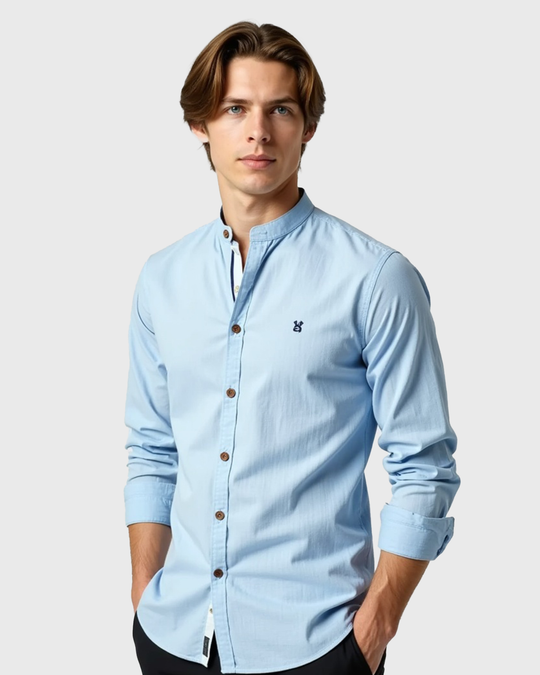 Slim-Fit Herrenhemd mit Stehkragen aus Baumwolle