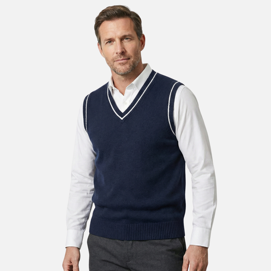 Klassisches V-Ausschnitt Weste mit Kabelstrickmuster für Herren