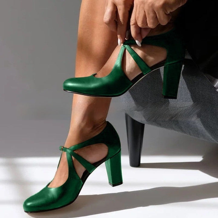 Kreuzriemen Pumps mit Blockabsatz fuer Damen 5
