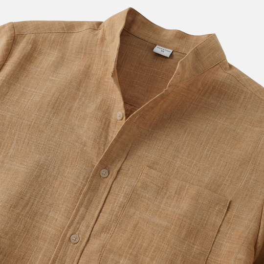 Leichtes Kurzarmhemd mit Stehkragen und Brusttasche für Herren