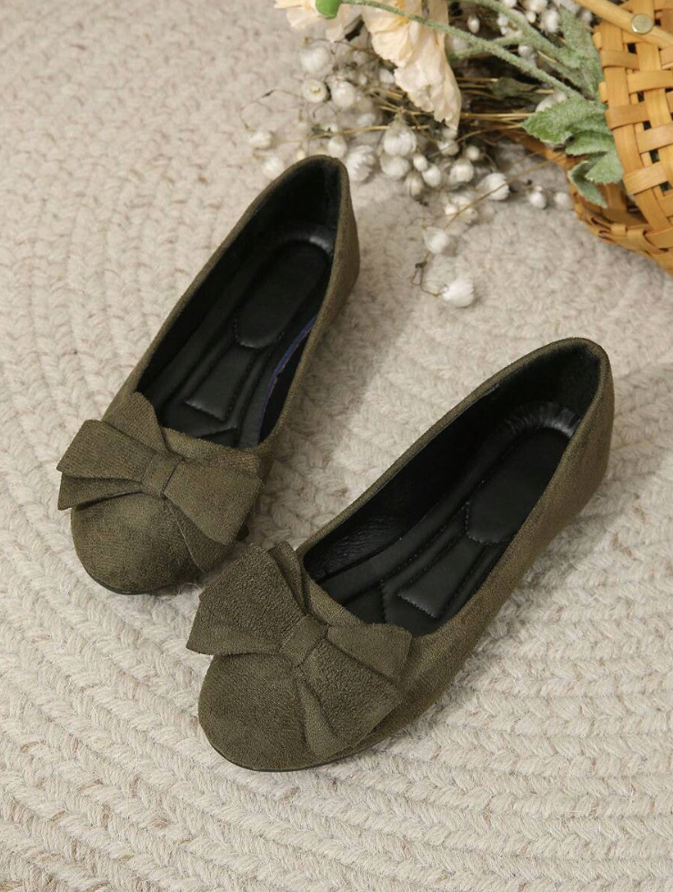 Laessige Loafer mit Schleifendetail und runder Kappe fuer Damen 2