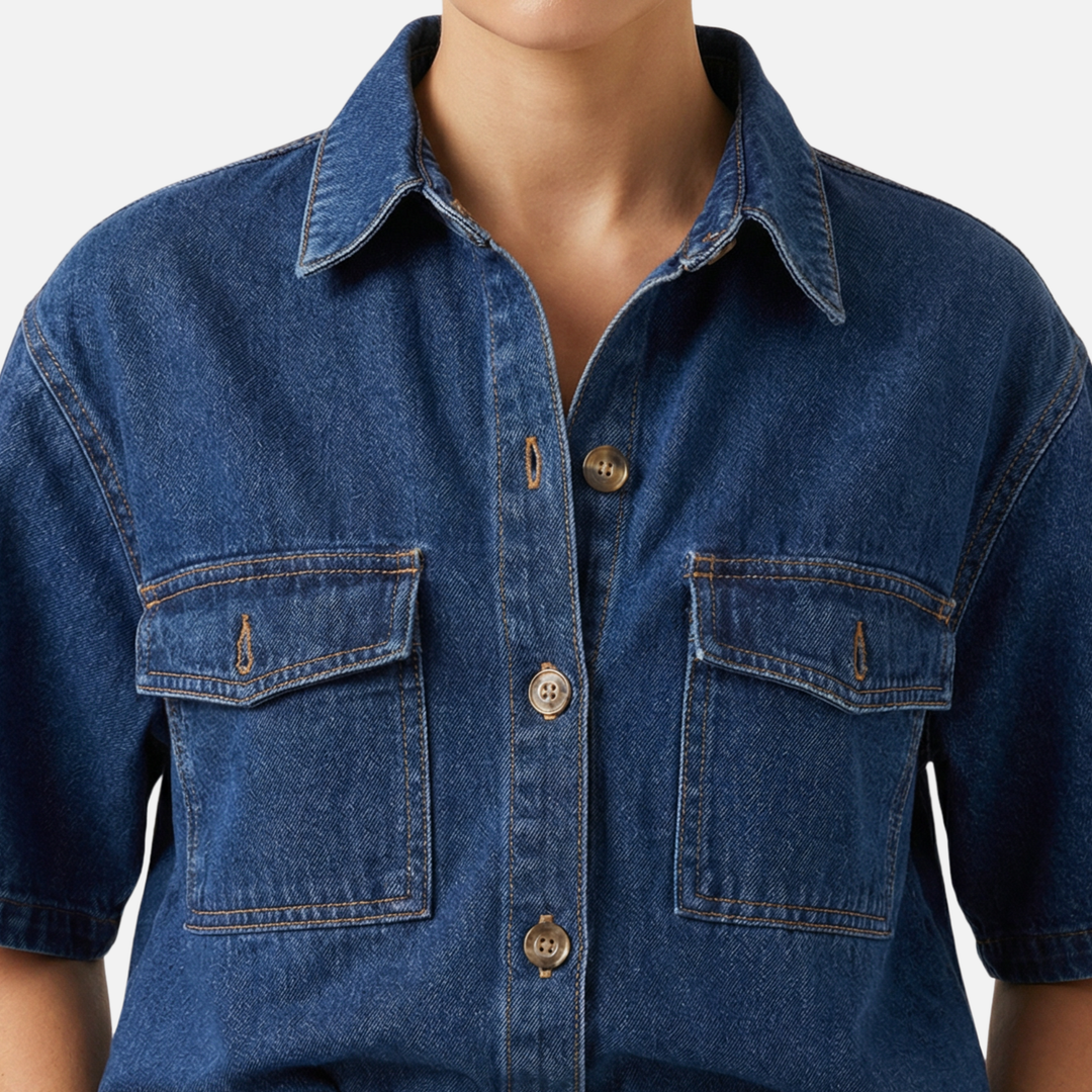 Lässiges Damen-Set aus Jeanshemd und Shorts mit elastischem Bund