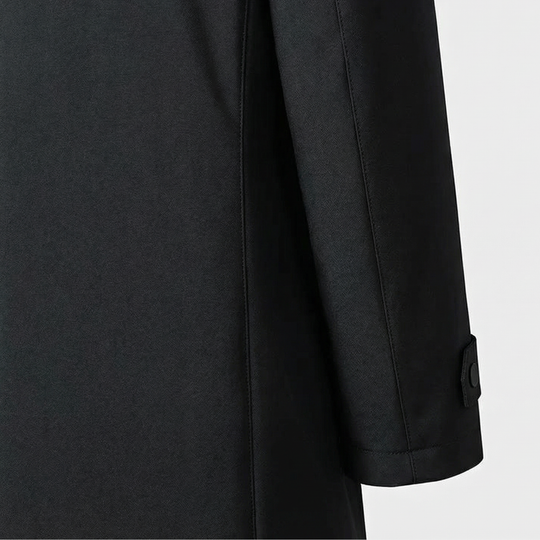 Langer Herren Trenchcoat mit isolierendem Futter