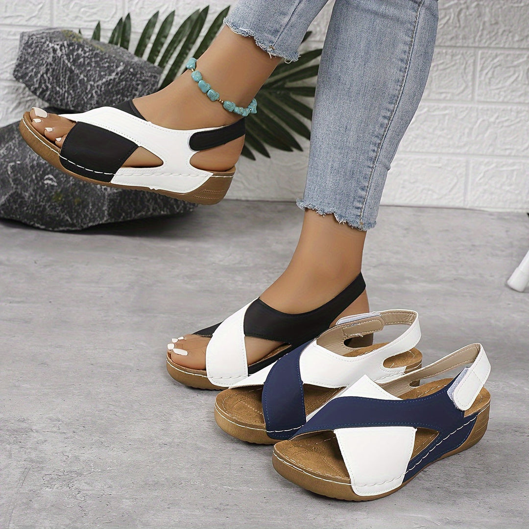Niedrige Keilsandalen für Damen | Klettverschluss