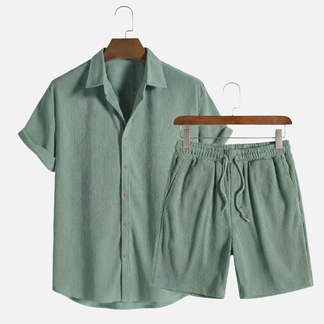 Herren_Strick_Set_in_Rippenoptik_Poloshirt_und_Shorts_8