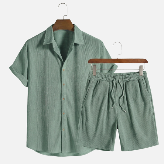 Herren_Strick_Set_in_Rippenoptik_Poloshirt_und_Shorts_8