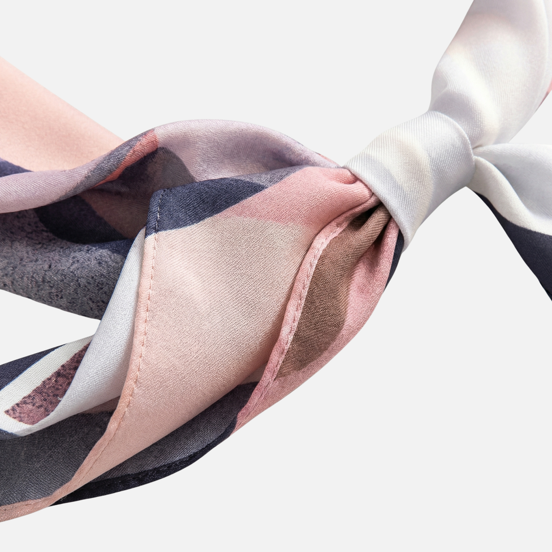 Satin Quadrat Schal mit auffälligem Druckmuster für Damen