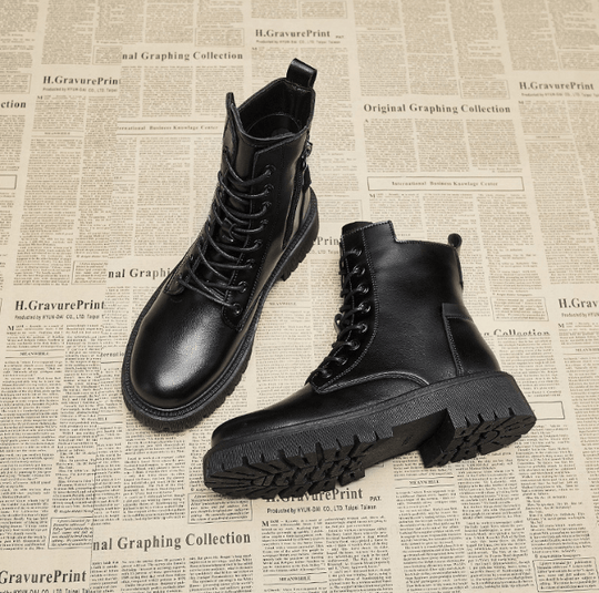 Hochgeschnittene Damenstiefel | Winter