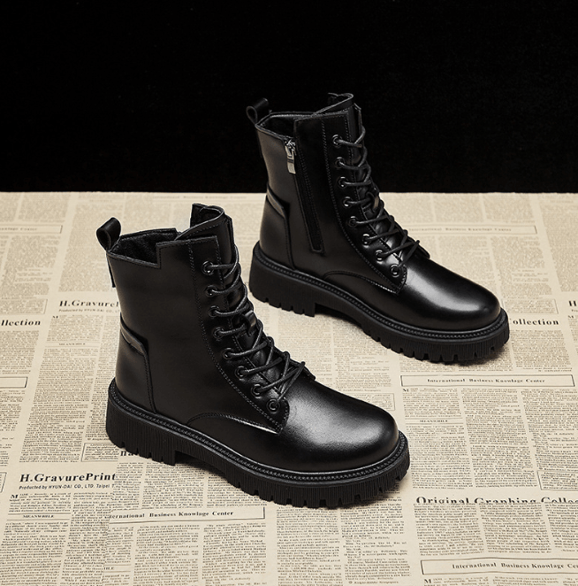 Hochgeschnittene Damenstiefel | Winter