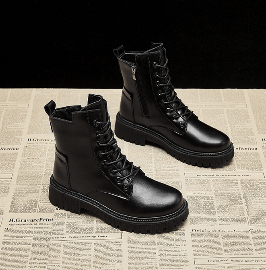 Hochgeschnittene Damenstiefel | Winter
