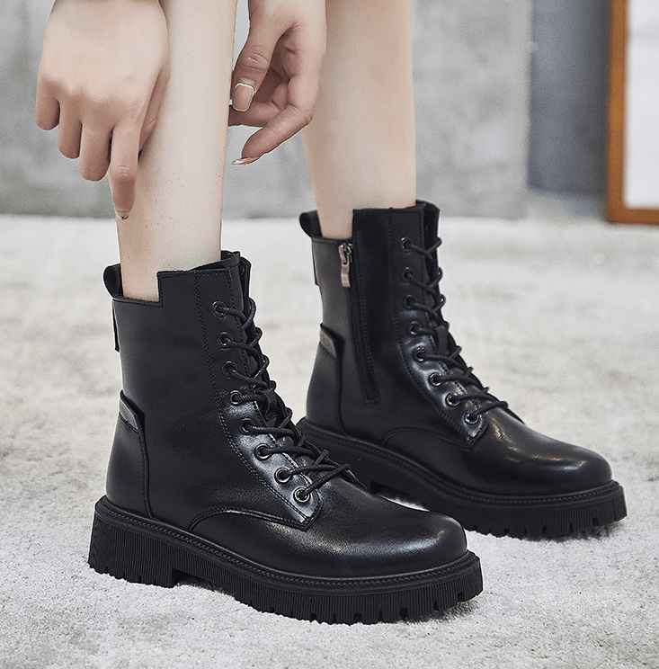Hochgeschnittene Damenstiefel | Winter