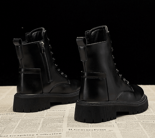 Hochgeschnittene Damenstiefel | Winter