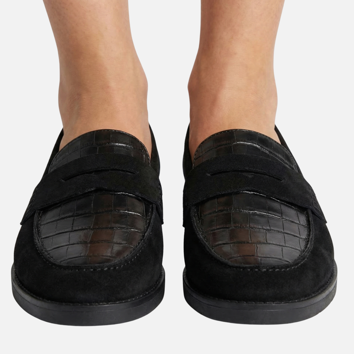Schwarze Kroko Optik Loafer mit schmalem Schnitt für Damen
