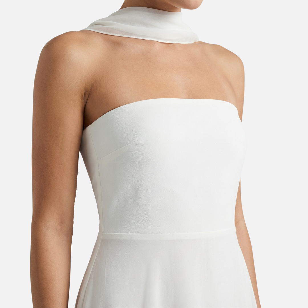 Straploses Maxikleid mit hohem Schlitz für Damen