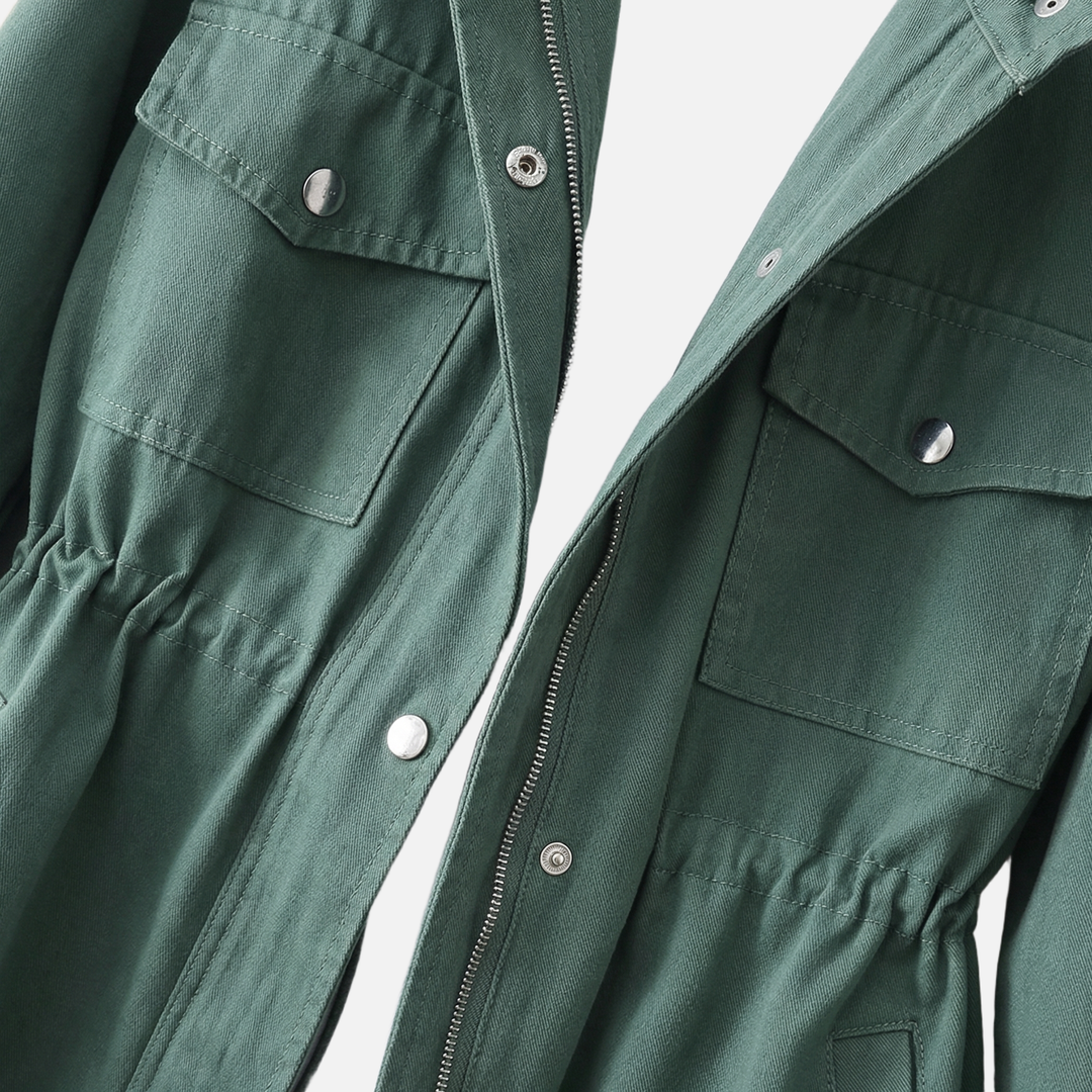 Stylische_Damen_Twill_Utility_Jacke_mit_Stehkragen_und_Cargotaschen_6